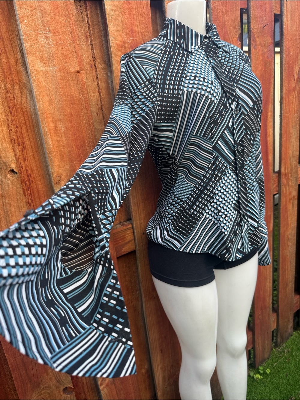 New York & Company Black Zip-Front Button Sleeve Blouse